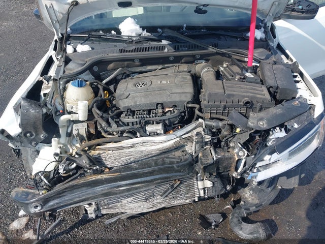 Aukcja sprzedaży 2015 Volkswagen Jetta 1.8t Sport, vin: 3VWD17AJ3FM219908, numer aukcji: 44479345