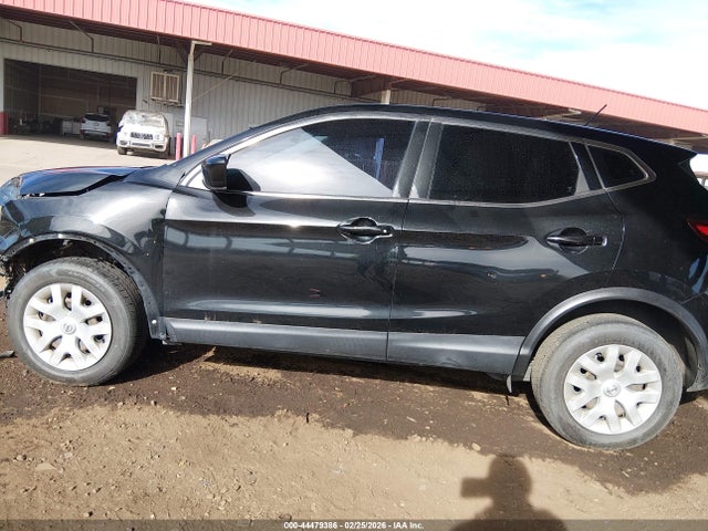 JN1BJ1CP5KW211217 Nissan Rogue Sport S