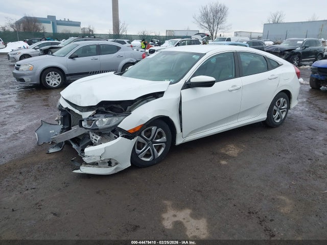 2HGFC2F59JH573896 Honda Civic Lx