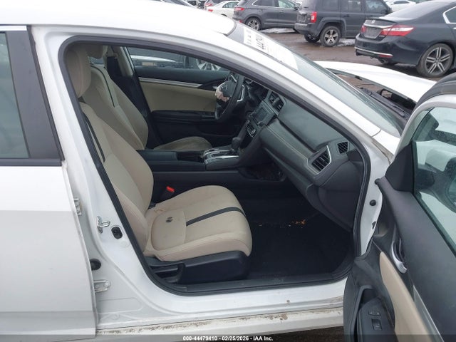 2HGFC2F59JH573896 Honda Civic Lx
