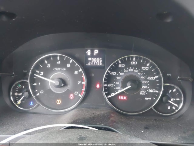 44479480 :رقم المزاد ، 4S4BRBLC9B3397575 vin ، 2011 Subaru Outback 2.5i Limited مزاد بيع