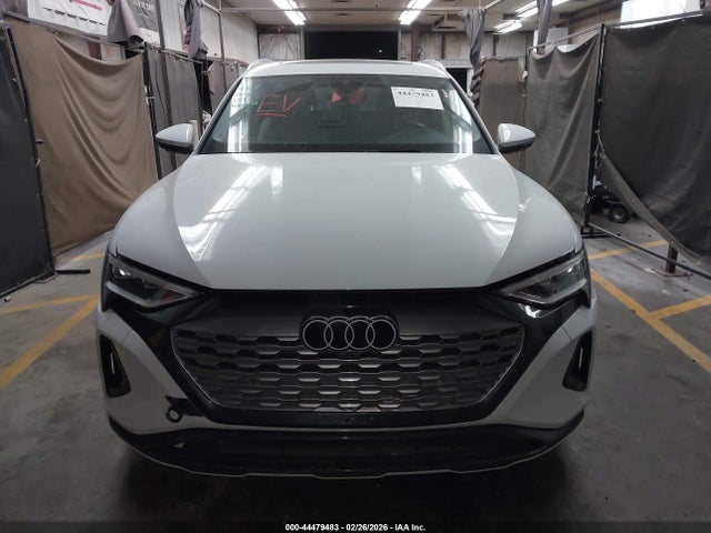 WA15AAGE1RB019565 Audi Q8 E-tron Premium Plus Quattro