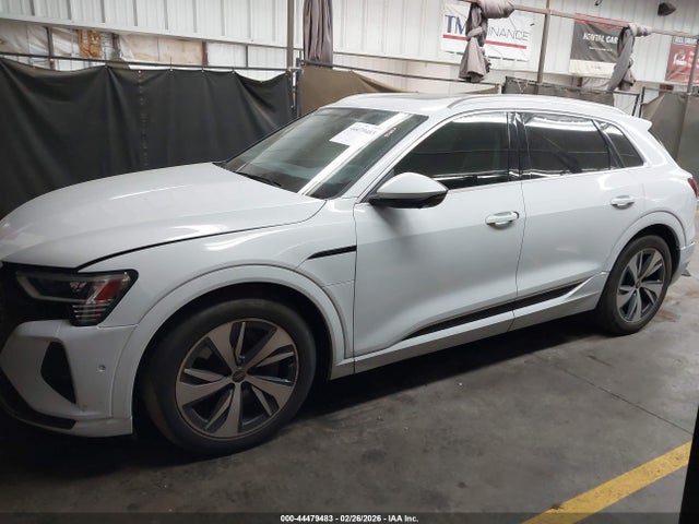 WA15AAGE1RB019565 Audi Q8 E-tron Premium Plus Quattro