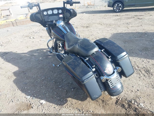 2015 HARLEY-DAVIDSON FLHXS 1HD1KRM14FB649897 Photo 2