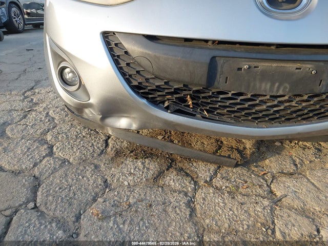 44479565 :رقم المزاد ، JM1DE1HZ5B0104823 vin ، 2011 Mazda Mazda2 Touring مزاد بيع