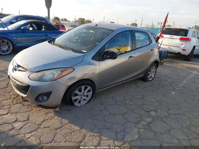 44479565 :رقم المزاد ، JM1DE1HZ5B0104823 vin ، 2011 Mazda Mazda2 Touring مزاد بيع