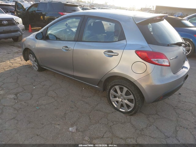 44479565 :رقم المزاد ، JM1DE1HZ5B0104823 vin ، 2011 Mazda Mazda2 Touring مزاد بيع
