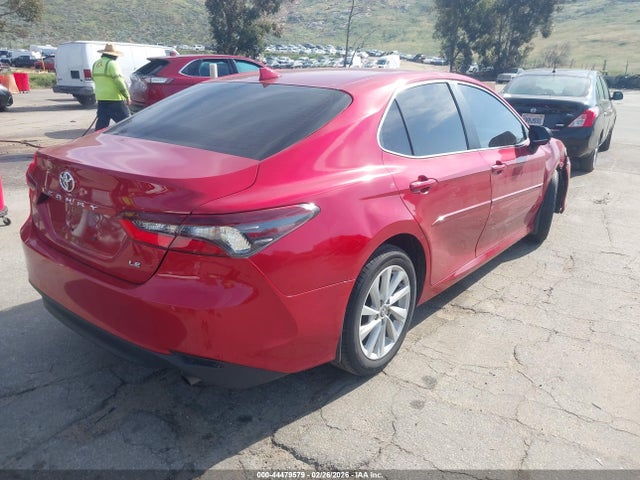 4T1C11AK1RU235265 Toyota CAMRY LE
