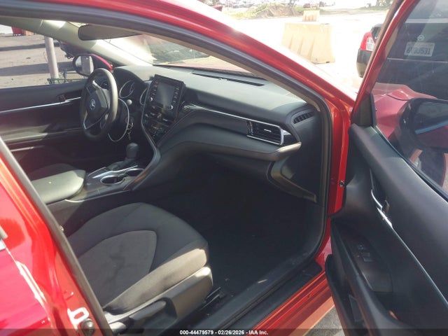 4T1C11AK1RU235265 Toyota CAMRY LE