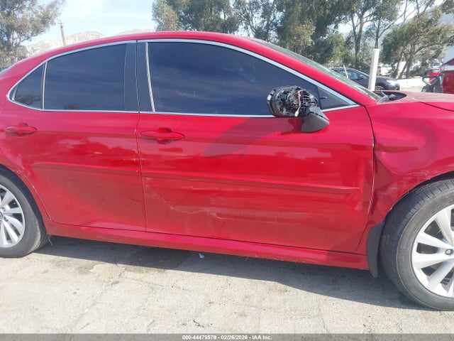 4T1C11AK1RU235265 Toyota CAMRY LE
