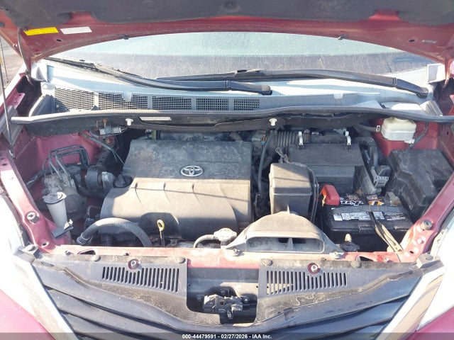 Продаж на аукціоні авто 2013 Toyota Sienna Le 7 Passenger, vin: 5TDJK3DC8DS049843, номер лоту: 44479591