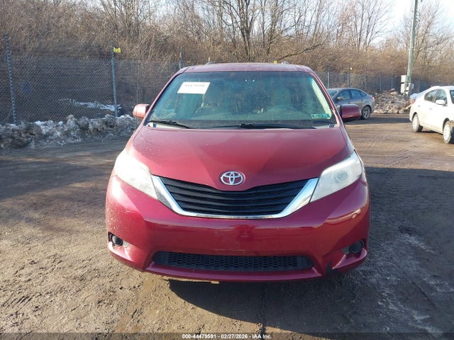 Продаж на аукціоні авто 2013 Toyota Sienna Le 7 Passenger, vin: 5TDJK3DC8DS049843, номер лоту: 44479591