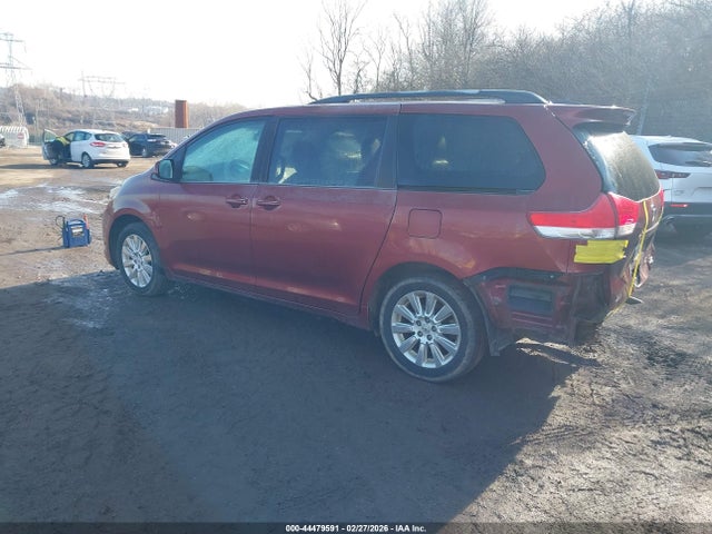 Продаж на аукціоні авто 2013 Toyota Sienna Le 7 Passenger, vin: 5TDJK3DC8DS049843, номер лоту: 44479591