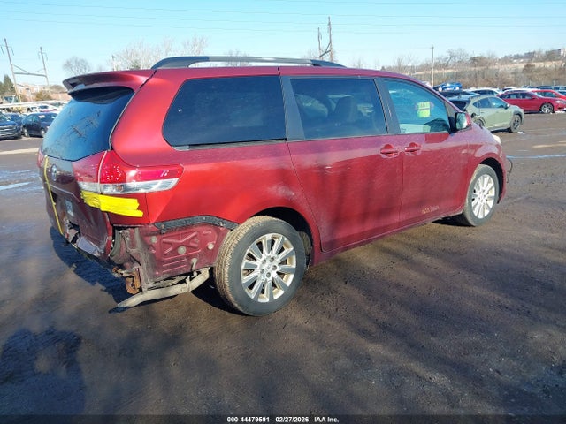 Продаж на аукціоні авто 2013 Toyota Sienna Le 7 Passenger, vin: 5TDJK3DC8DS049843, номер лоту: 44479591