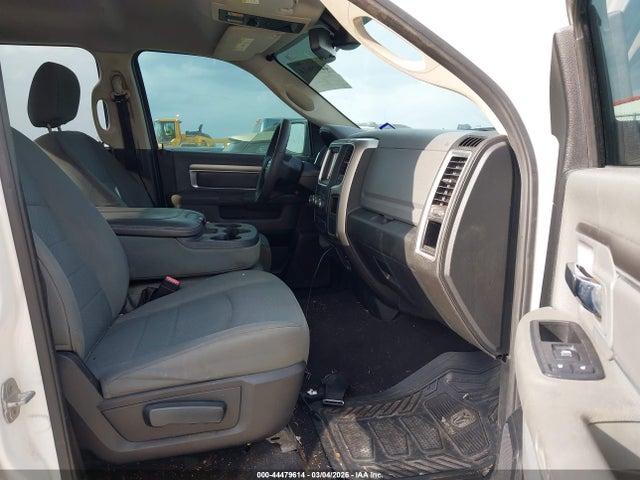 1C6RR6GT2ES314252 RAM 1500 Slt