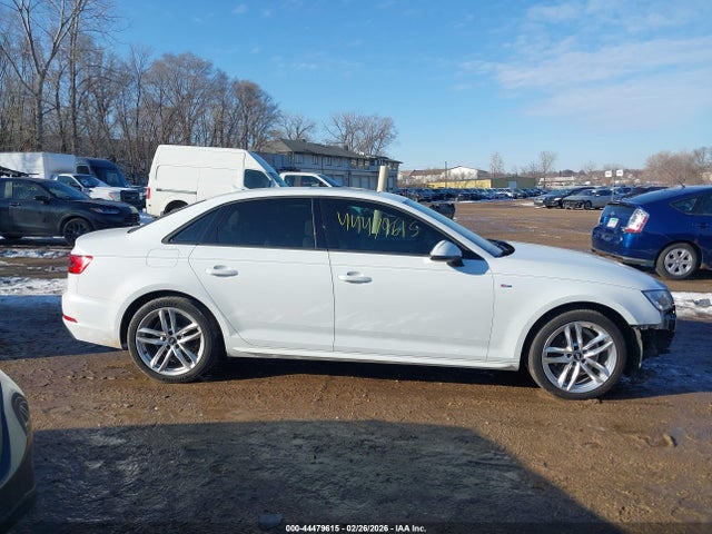 44479615 :رقم المزاد ، WAUKMAF49HN056155 vin ، 2017 Audi A4 2.0t Season Of Audi Ultra Premium مزاد بيع