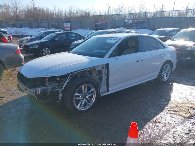44479615 :رقم المزاد ، WAUKMAF49HN056155 vin ، 2017 Audi A4 2.0t Season Of Audi Ultra Premium مزاد بيع