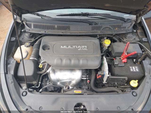 44479627 :رقم المزاد ، 1C3CDFBB2FD112050 vin ، 2015 Dodge Dart Sxt مزاد بيع