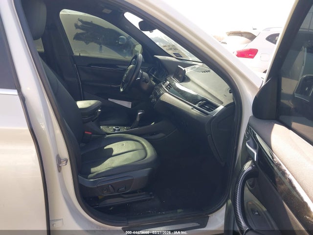WBXHU7C33J5H40495 BMW X1 Sdrive28i