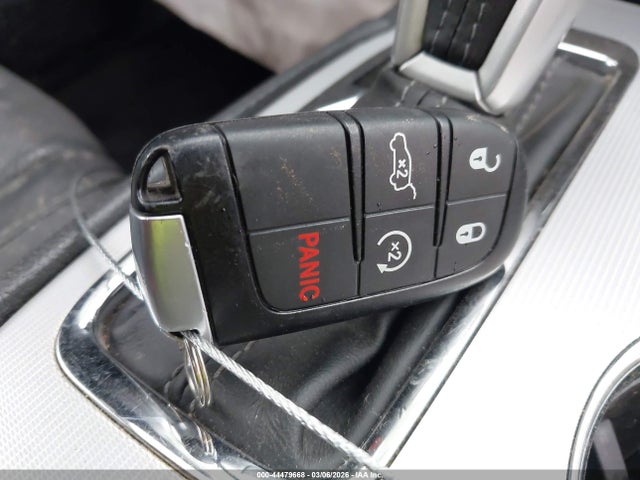 44479668 :رقم المزاد ، 1C4RJFJG8KC557842 vin ، 2019 Jeep Grand Cherokee Summit 4x4 مزاد بيع