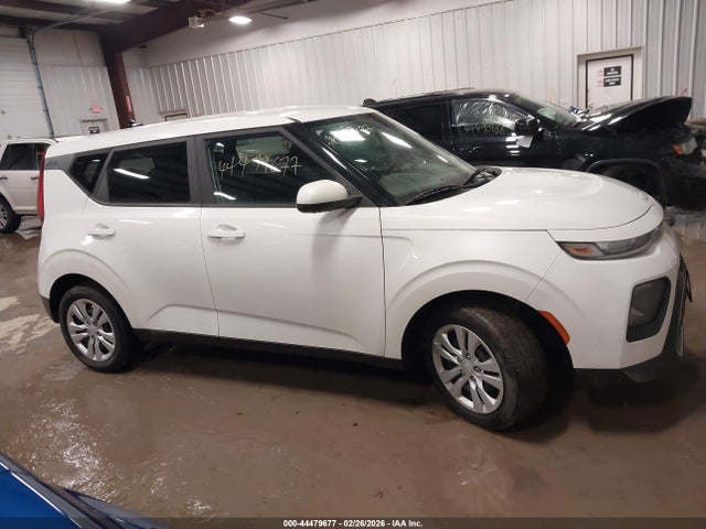 2022 Kia Soul Lx მანქანა იყიდება აუქციონზე, vin: KNDJ23AUXN7173296, აუქციონის ნომერი: 44479677