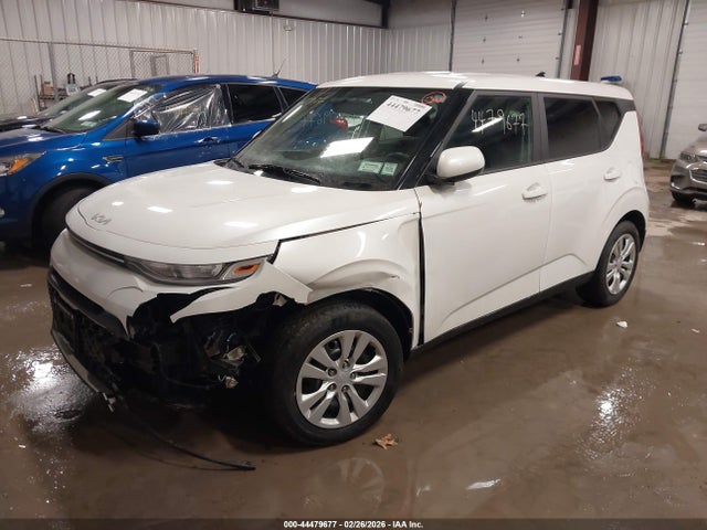2022 Kia Soul Lx მანქანა იყიდება აუქციონზე, vin: KNDJ23AUXN7173296, აუქციონის ნომერი: 44479677