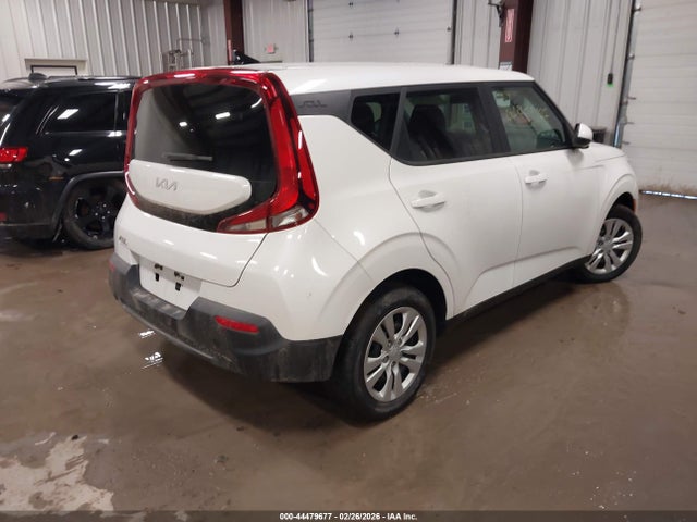 2022 Kia Soul Lx მანქანა იყიდება აუქციონზე, vin: KNDJ23AUXN7173296, აუქციონის ნომერი: 44479677