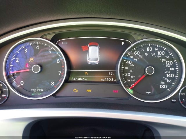 2015 VOLKSWAGEN TOUAREG WVGEF9BPXFD008185 Photo 6