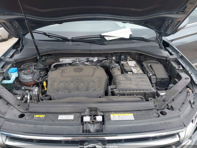 2024 Volkswagen Tiguan 2.0t Sel R-line მანქანა იყიდება აუქციონზე, vin: 3VV4B7AX3RM059748, აუქციონის ნომერი: 44479691