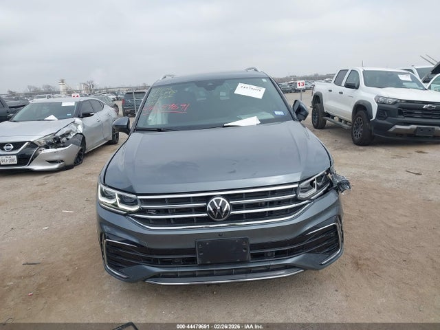 2024 Volkswagen Tiguan 2.0t Sel R-line მანქანა იყიდება აუქციონზე, vin: 3VV4B7AX3RM059748, აუქციონის ნომერი: 44479691