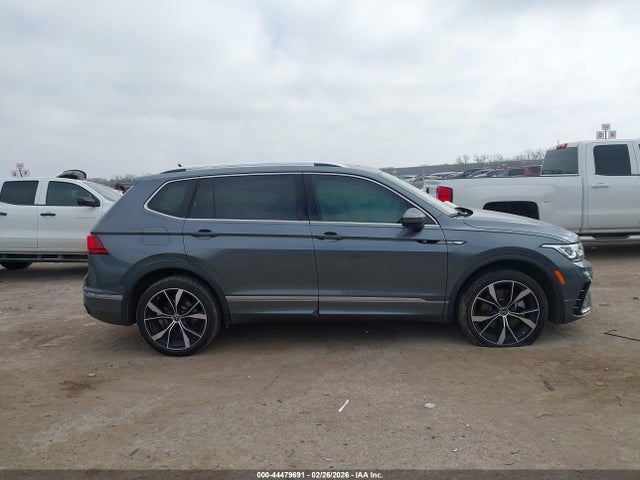 2024 Volkswagen Tiguan 2.0t Sel R-line მანქანა იყიდება აუქციონზე, vin: 3VV4B7AX3RM059748, აუქციონის ნომერი: 44479691
