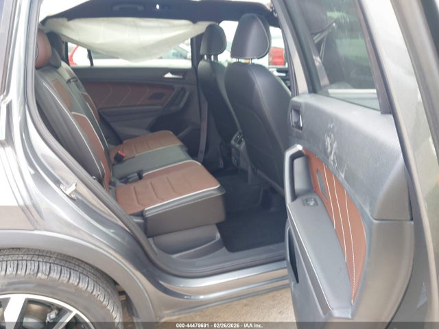 2024 Volkswagen Tiguan 2.0t Sel R-line მანქანა იყიდება აუქციონზე, vin: 3VV4B7AX3RM059748, აუქციონის ნომერი: 44479691
