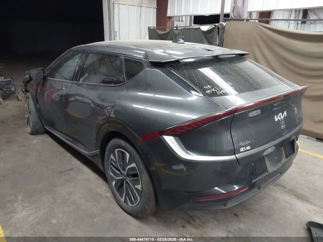 2023 KIA EV6 KNDC34LA9P5149603 Photo 2