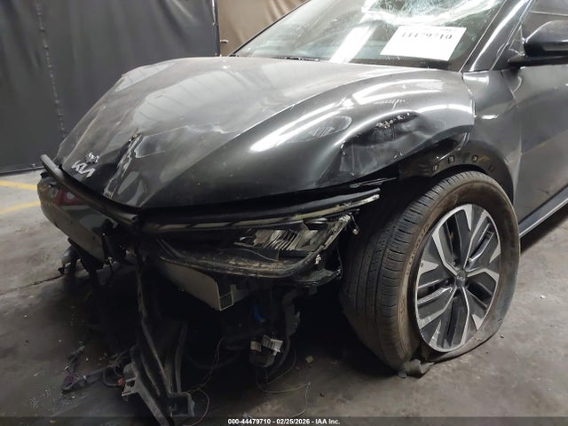 2023 KIA EV6 KNDC34LA9P5149603 Photo 5