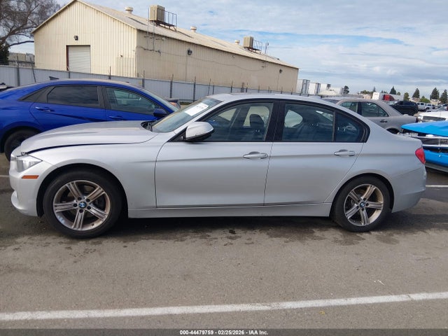 WBA3C1C56FK117996 BMW 328I