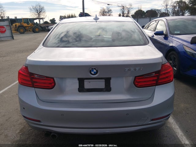 WBA3C1C56FK117996 BMW 328I