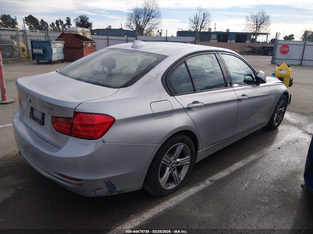 WBA3C1C56FK117996 BMW 328I