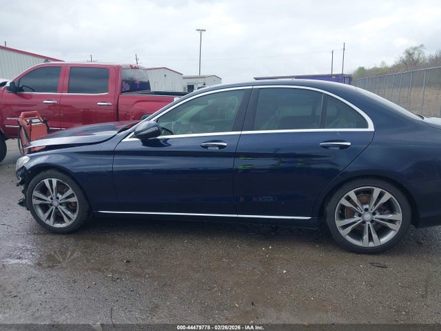 2017 Mercedes-benz C 300 მანქანა იყიდება აუქციონზე, vin: 55SWF4JB6HU204832, აუქციონის ნომერი: 44479778
