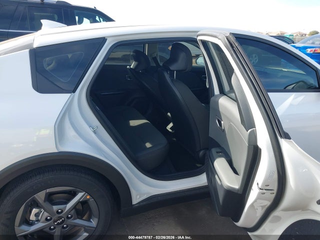 KIA K4 Lxs 2025 3KPFT4DE3SE191664 Image 8