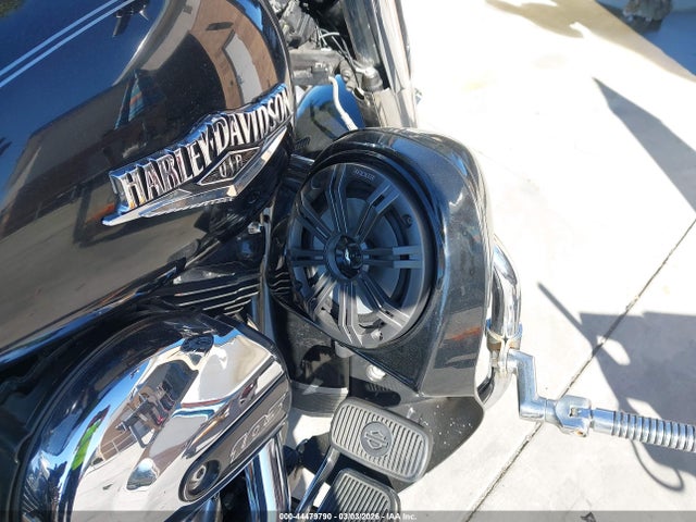 Harley-Davidson Flhr Road King 2015 1HD1FBM32FB703341 Image 17
