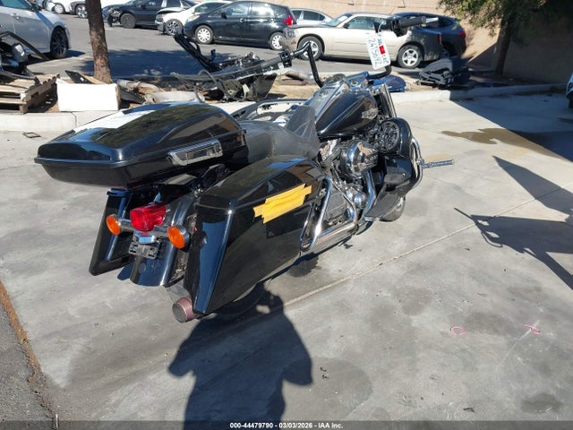 2015 HARLEY-DAVIDSON FLHR 1HD1FBM32FB703341 Photo 3