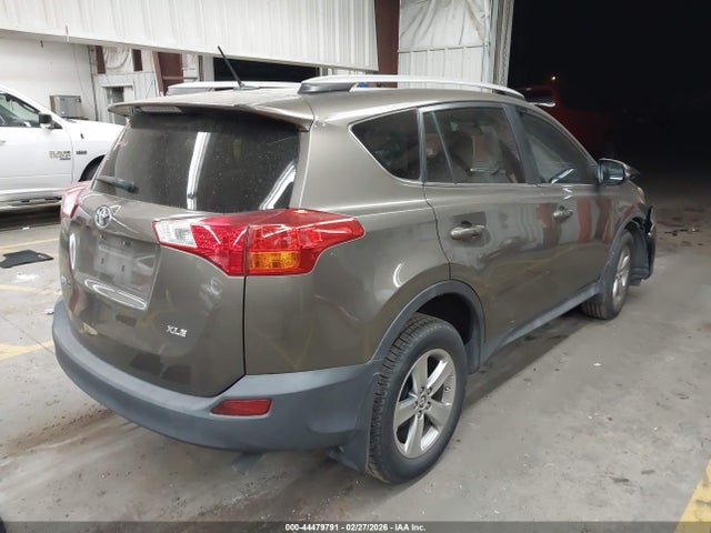 2T3WFREV5FW159506 Toyota Rav4 Xle