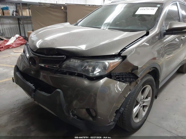 2T3WFREV5FW159506 Toyota Rav4 Xle