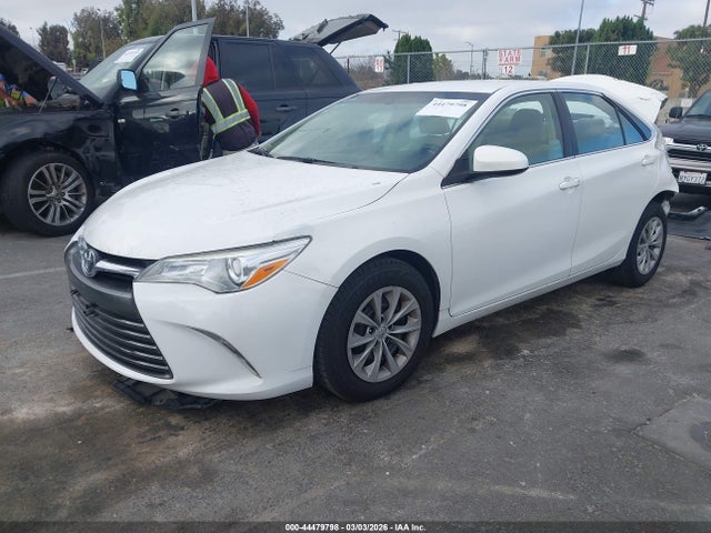 Toyota CAMRY LE 2017 4T1BF1FK8HU333634 Image 2