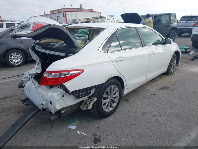 Toyota CAMRY LE 2017 4T1BF1FK8HU333634 Image 4
