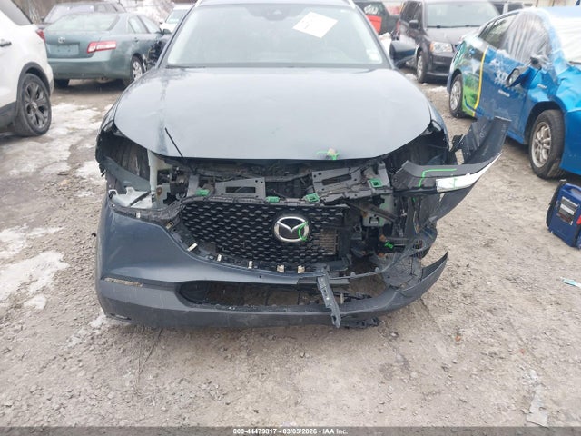 44479817 :رقم المزاد ، 3MVDMBCL6NM401756 vin ، 2022 Mazda Cx-30 Carbon Edition مزاد بيع