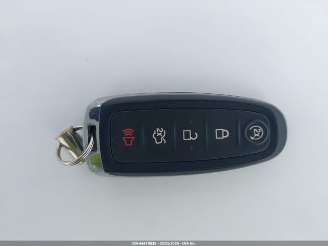 1FADP5DU4JL101507 Ford C-max Hybrid Titanium