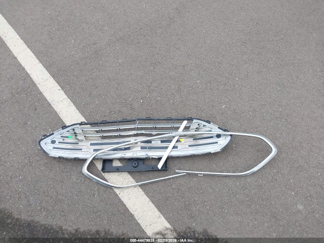 1FADP5DU4JL101507 Ford C-max Hybrid Titanium