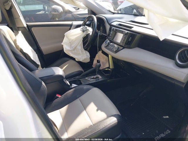 2017 TOYOTA RAV4 HYBRID JTMRJREV4HD140201 Photo 4