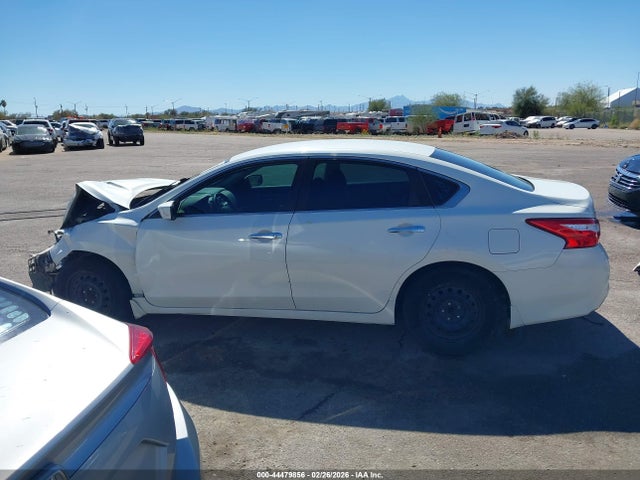 1N4AL3APXHN334095 Nissan Altima 2.5 S